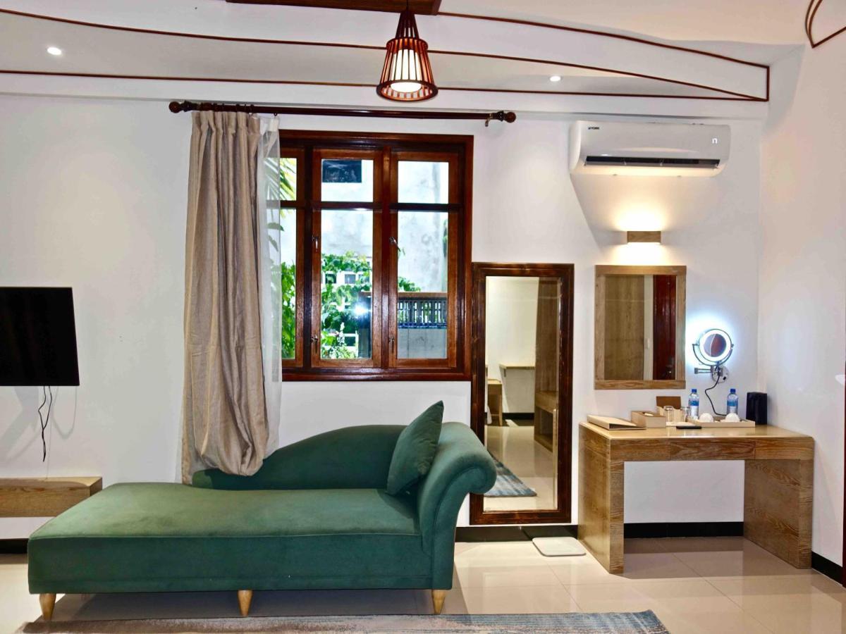 Zero Degree Residence Fuvahmulah Exterior photo